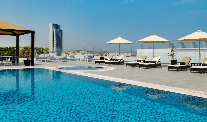 Ring in the New Year with Glamour at Bliss Pool Bar and&nbsp;Lounge