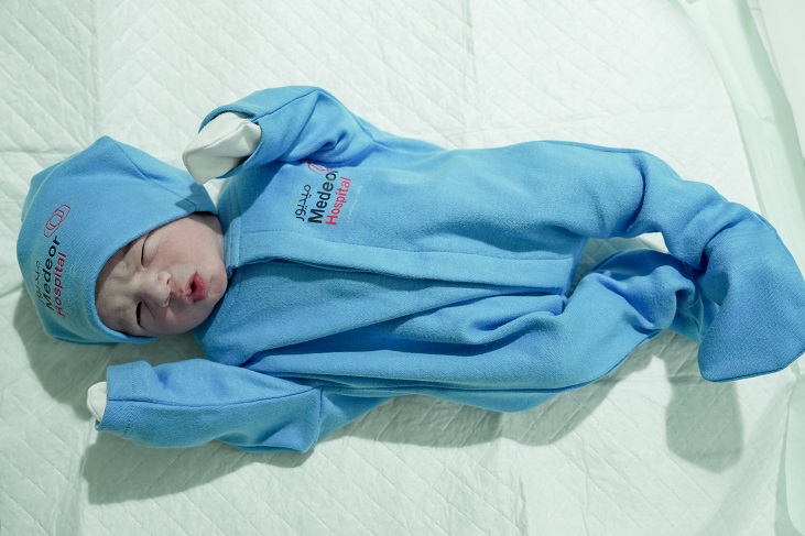 UAE’s First Cry of 2024: Emirati Baby Zayed Steals Hearts as New Year&nbsp;Arrival