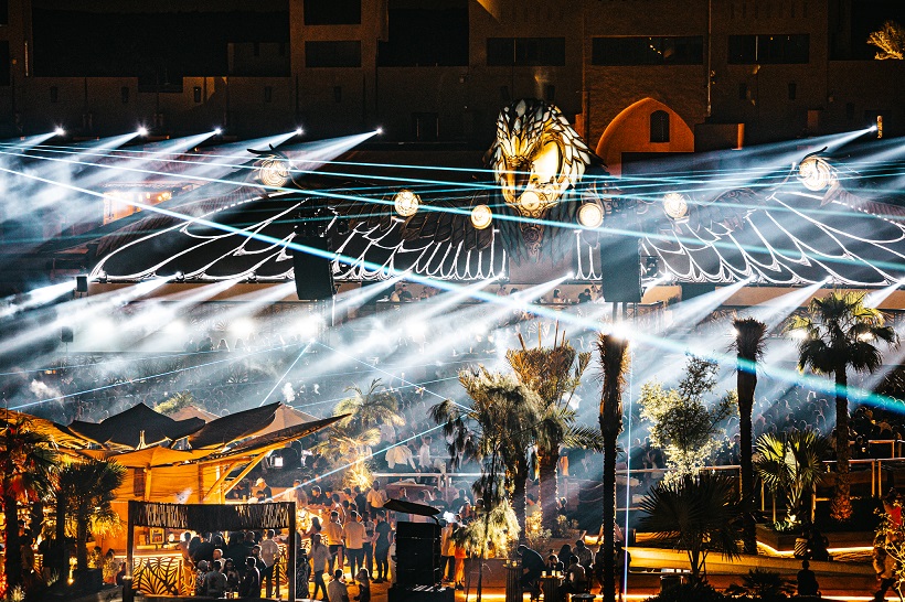 تيرا سوليس من تومورولاند تقدم سيث تروكسلر: ليلة ساحرة تحت سماء مرصعة&nbsp;بالنجوم