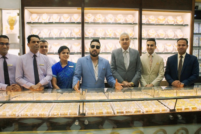 Renowned Bollywood Singer Mika Singh Shines Bright at Kanz Jewels in Dubai’s Iconic Gold&nbsp;Souq