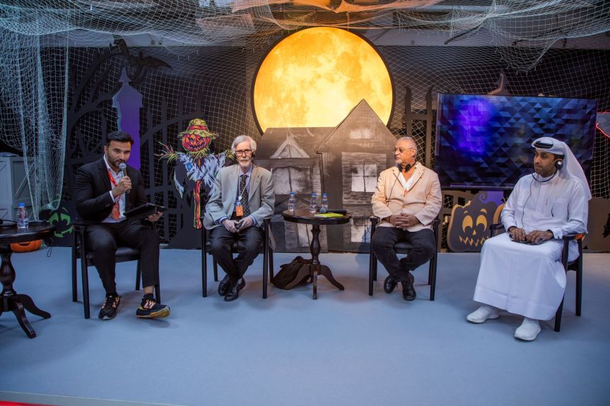 خلال جلسة نقاشية في “الشارقة الدولي للكتاب”&nbsp;2024