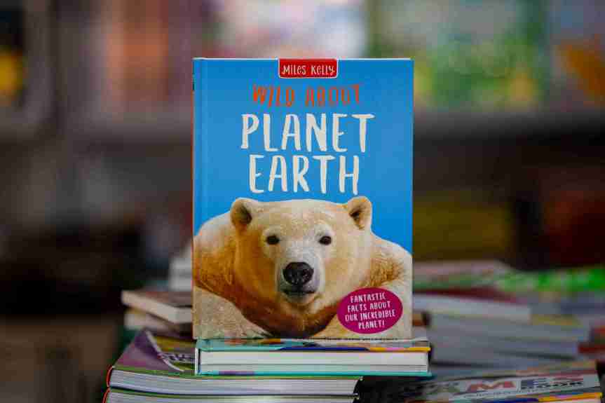 إصدارات متعدّدة اللغات في “الشارقة الدولي للكتاب” تُثري الوعي&nbsp;البيئي