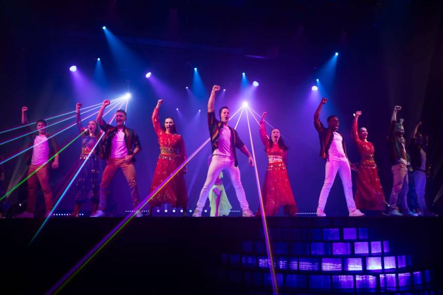 Resorts World Cruises Celebrates Maiden Sailing from&nbsp;Dubai