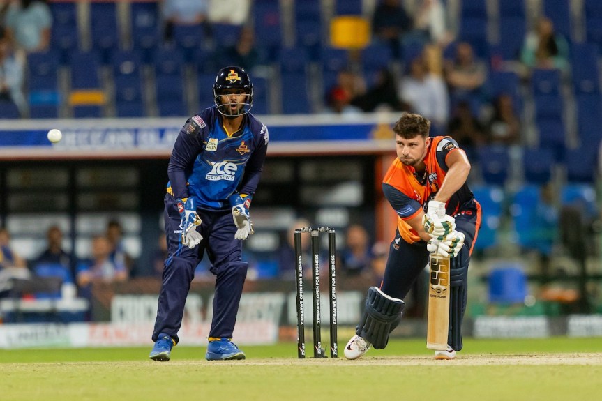 *Delhi Bulls qualify for playoffs despite losing last-ball thriller against Deccan&nbsp;Gladiators*