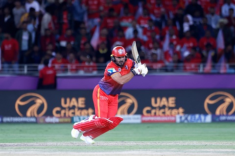 Warner’s heroics propel Dubai Capitals into playoffs after 26-run victory over Abu Dhabi Knight&nbsp;Riders