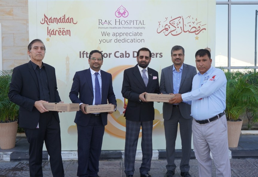 RAK Hospital Spreads Ramadan Kindness with Iftar Meal Distribution for Taxi&nbsp;Drivers