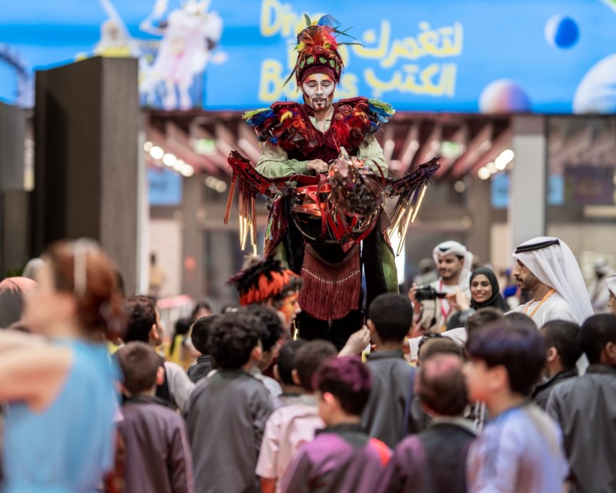 في زيارته الأولى لـ “الشارقة القرائي&nbsp;للطفل”