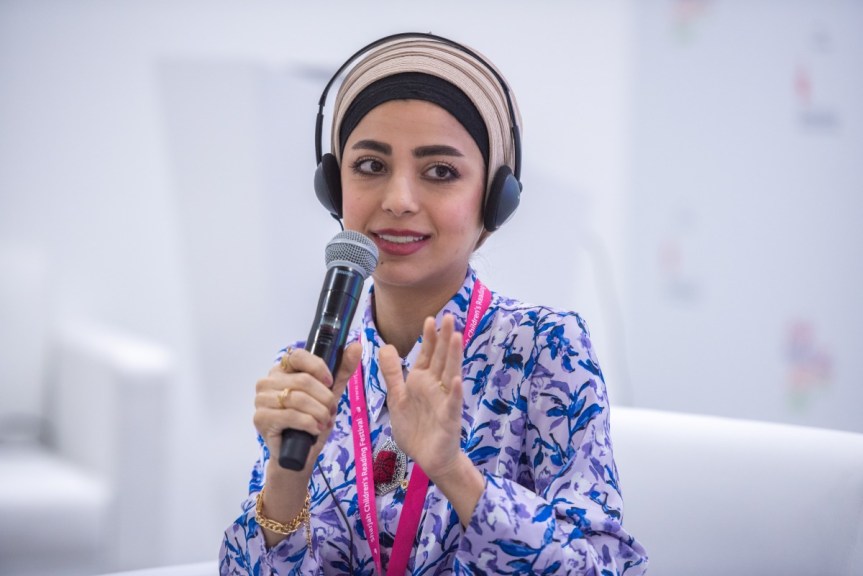 خلال جلسة «روعة القوافي» في «الشارقة القرائي&nbsp;للطفل»