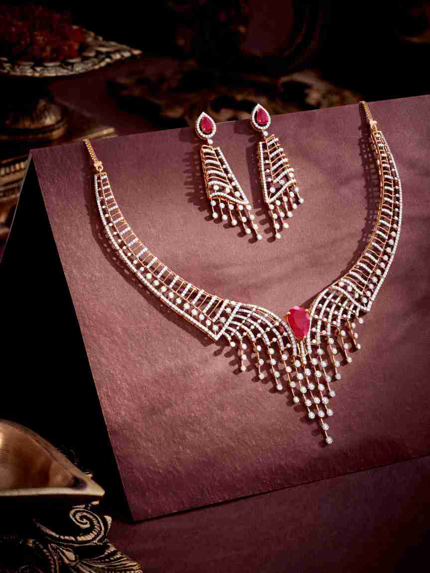 “Gift of Gold” Offers from Malabar Gold & Diamonds; Get Assured Gold Coins on Jewellery&nbsp;Purchase