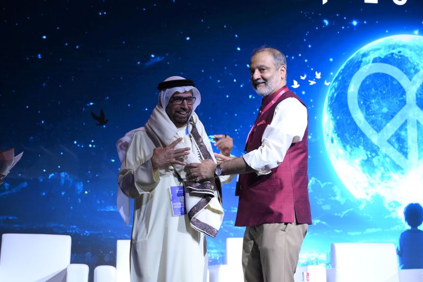 حدث تاريخي في دبي باستضافة 12 من الحائزين على جائزة نوبل للسلام على منصة&nbsp;واحدة