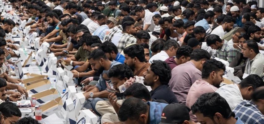 Dubai Customs and DP World Foundation distribute 144,000 iftar meals through Ramadan tent&nbsp;initiative.